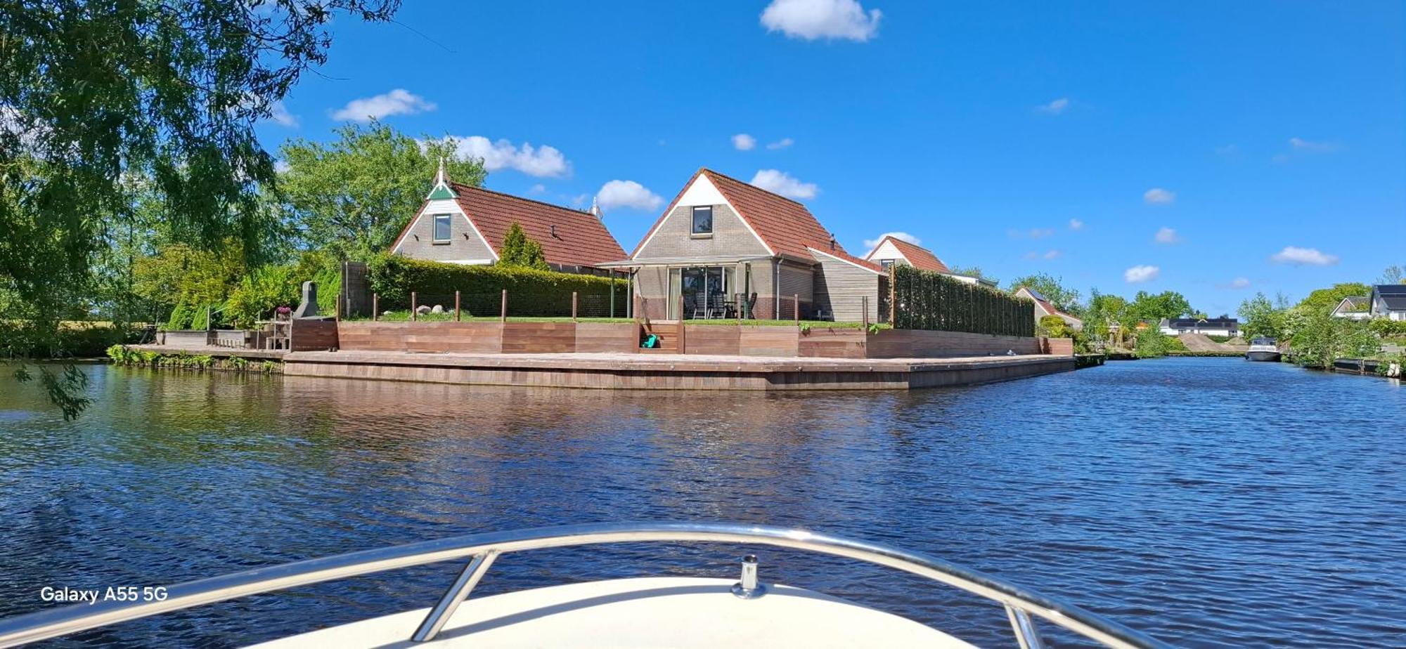 Huske Twa Villa Oudwoude Buitenkant foto